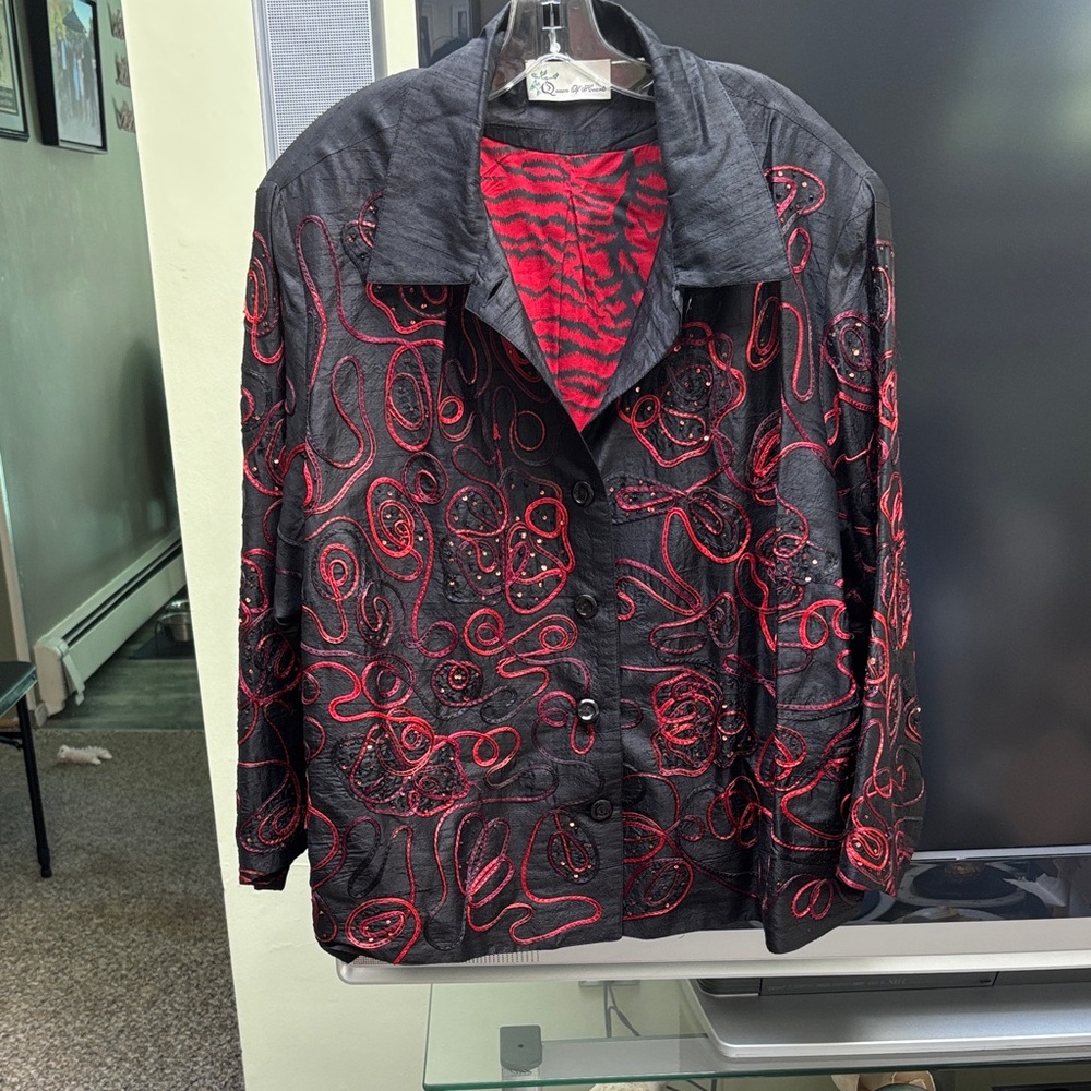 Vintage Queen of Hearts Black and Red Embroidered Jacket